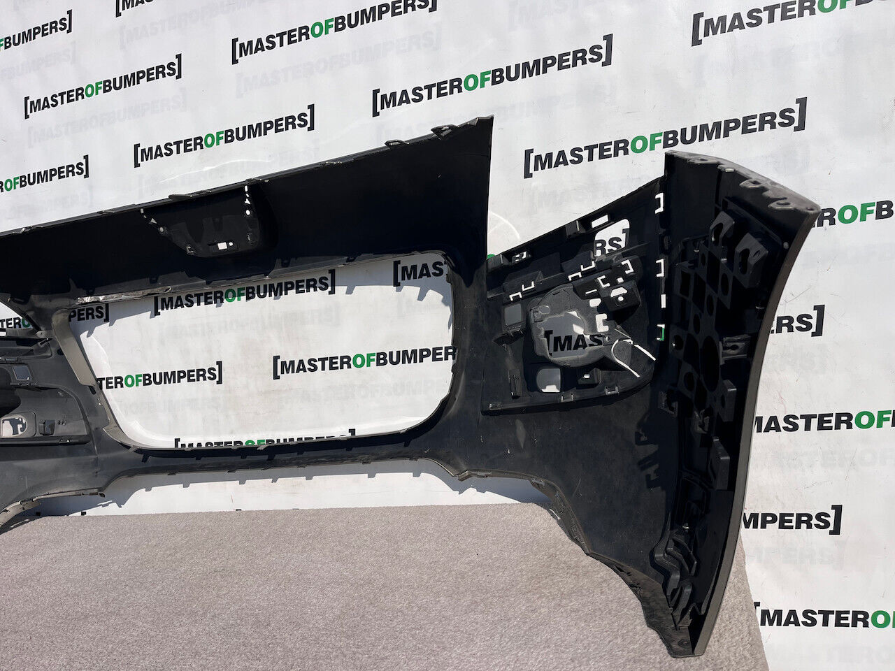 Peugeot 3008 Active Allure Hdi Mk1 2009-2013 Front Bumper Grey Genuine [c394]