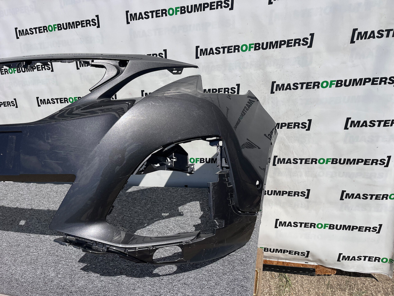 Peugeot 3008 5008 Gt Line Only 2017-2020 Front Bumper 6 Pdc Genuine [c406]