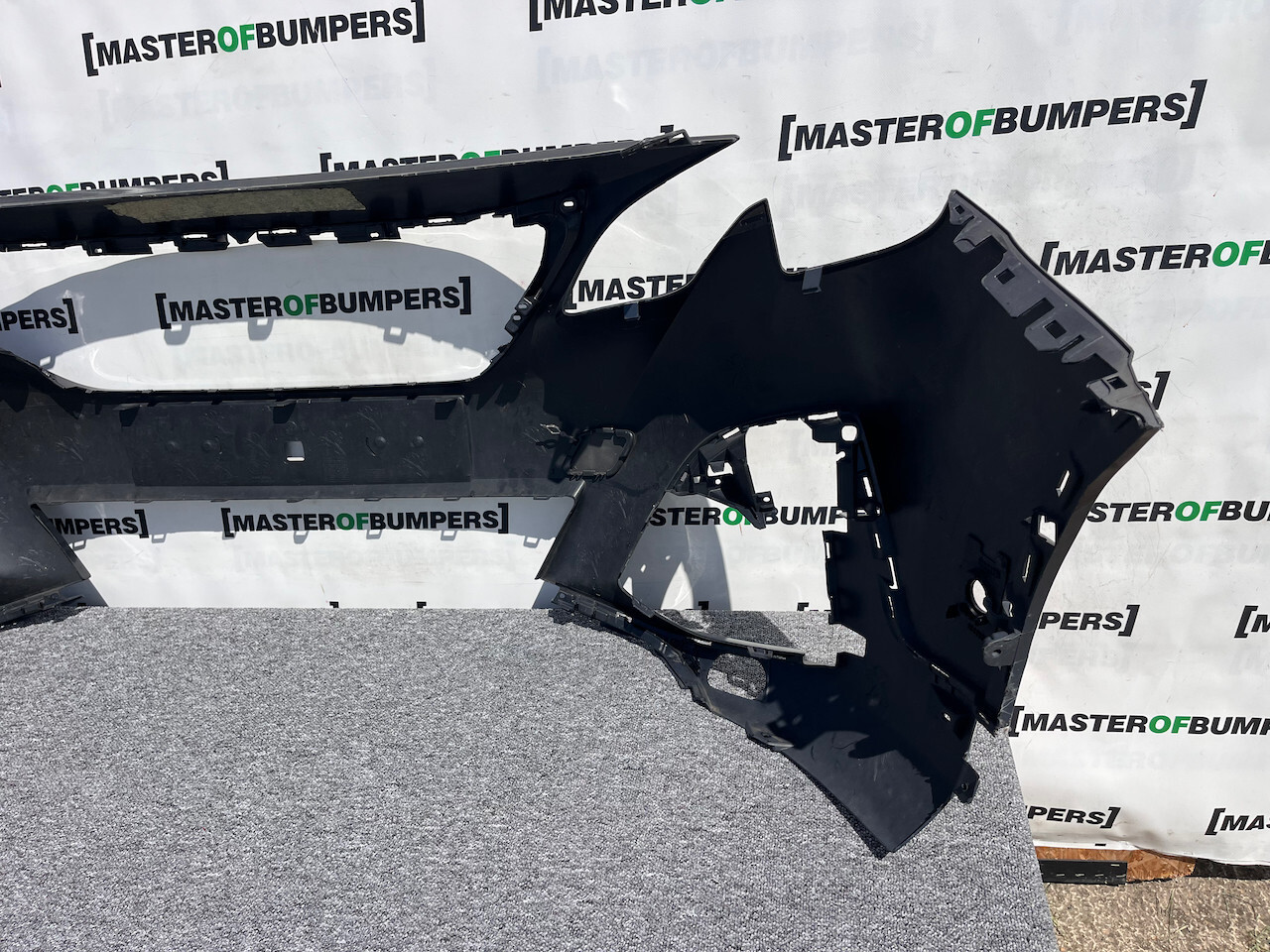 Peugeot 3008 5008 Gt Line Only 2017-2020 Front Bumper 6 Pdc Genuine [c406]