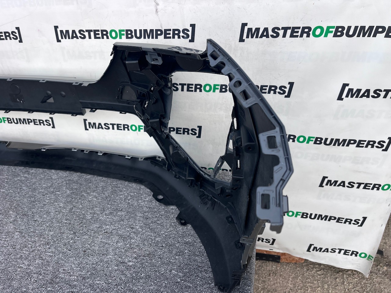 Peugeot 2008 Pure Tech E-2008 2023-on Front Bumper 4 Pdc Genuine [c456]