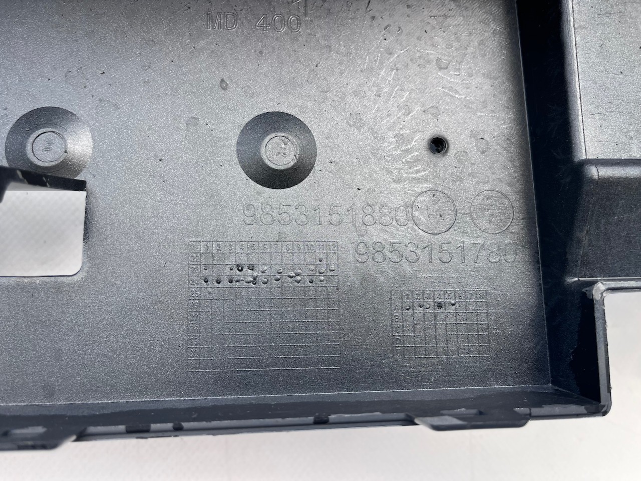 Peugeot 2008 Pure Tech E-2008 2023-on Front Bumper 4 Pdc Genuine [c456]