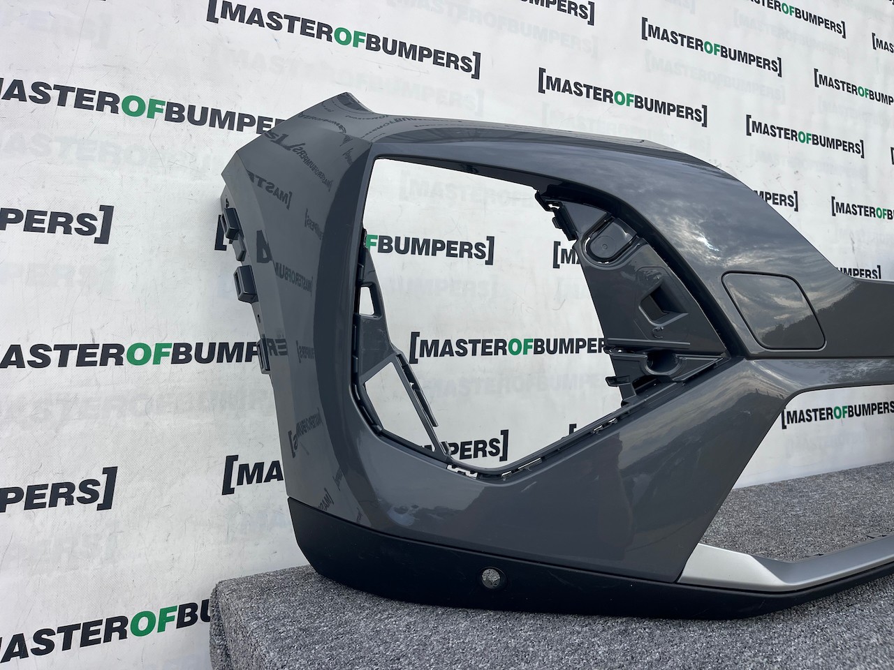 Peugeot 2008 Pure Tech E-2008 2023-on Front Bumper 4 Pdc Genuine [c456]