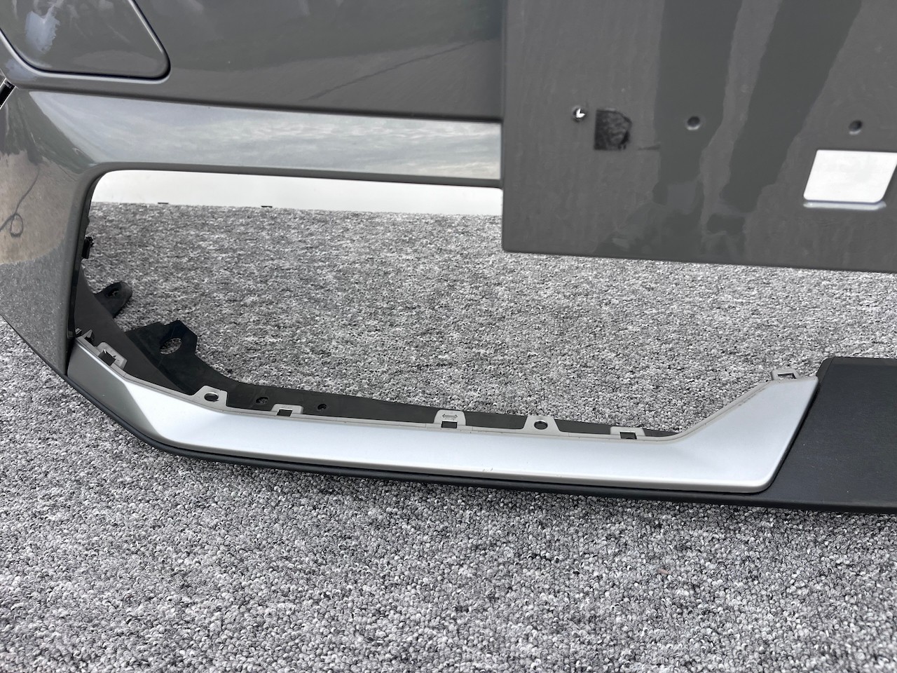 Peugeot 2008 Pure Tech E-2008 2023-on Front Bumper 4 Pdc Genuine [c456]