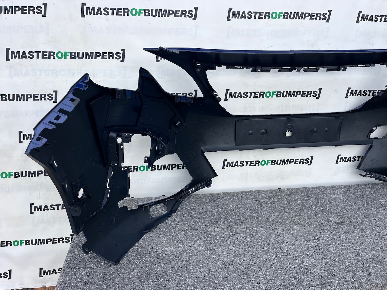 Peugeot 3008 5008 Gt Line Only 2017-2020 Front Bumper 6 Pdc Genuine [c457]