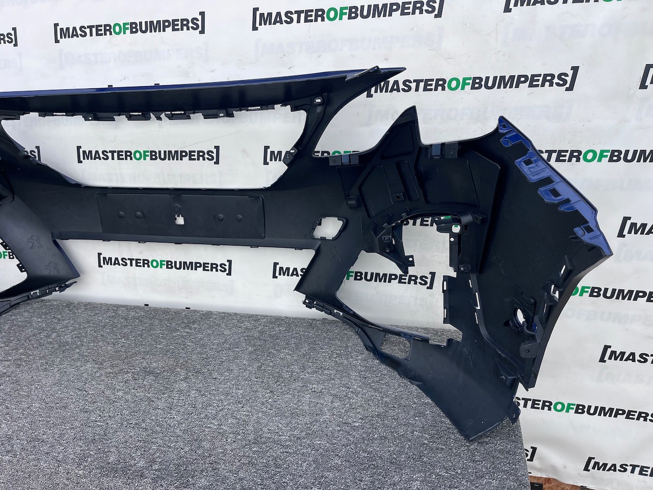 Peugeot 3008 5008 Gt Line Only 2017-2020 Front Bumper 6 Pdc Genuine [c457]