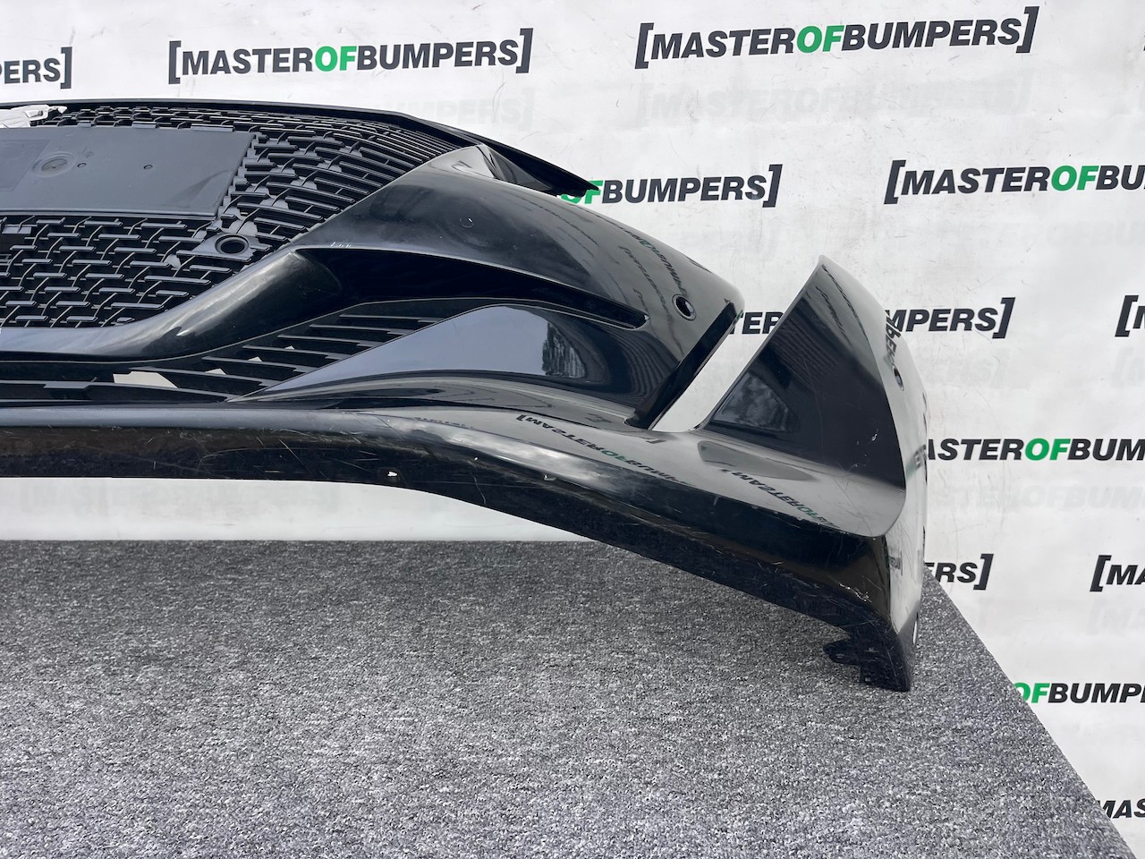 Peugeot 208 Gt Line Mk2 Hatchback 2020-2024 Front Bumper 6 Pdc Genuine [c460]