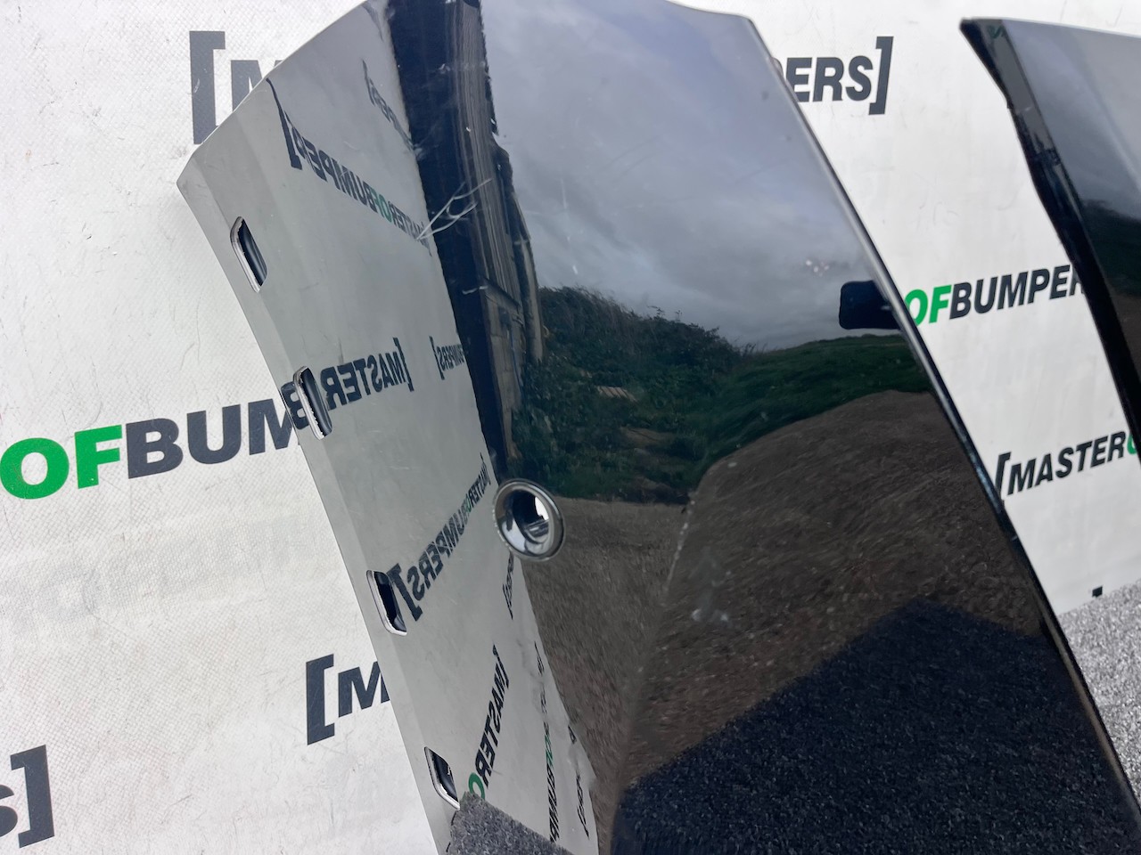 Peugeot 208 Gt Line Mk2 Hatchback 2020-2024 Front Bumper 6 Pdc Genuine [c460]