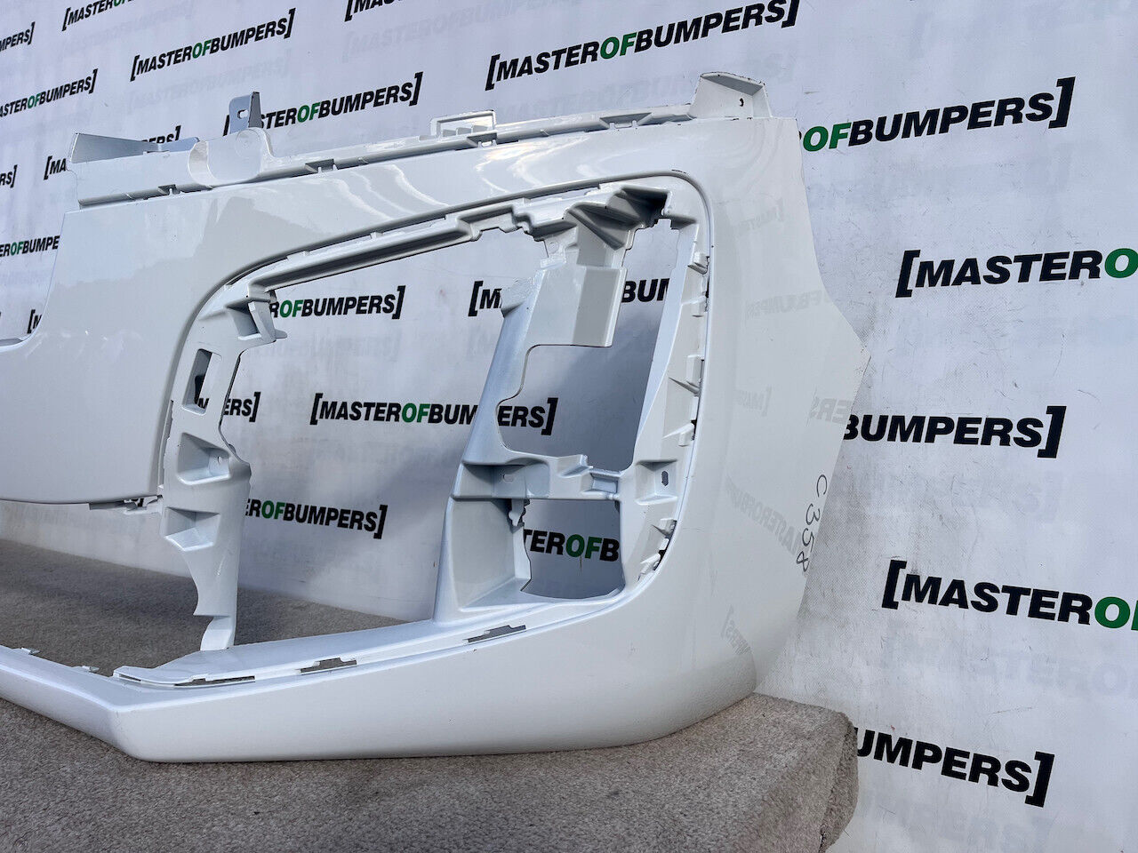 Peugeot Expert Vivaro Scudo Zafira 2016-2022 Front Bumper No Pdc Genuine [c358]