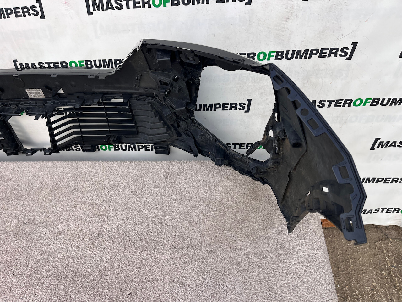 Peugeot 2008 Pure Tech E-2008 2023-on Front Bumper 4 Pdc Genuine [c394]