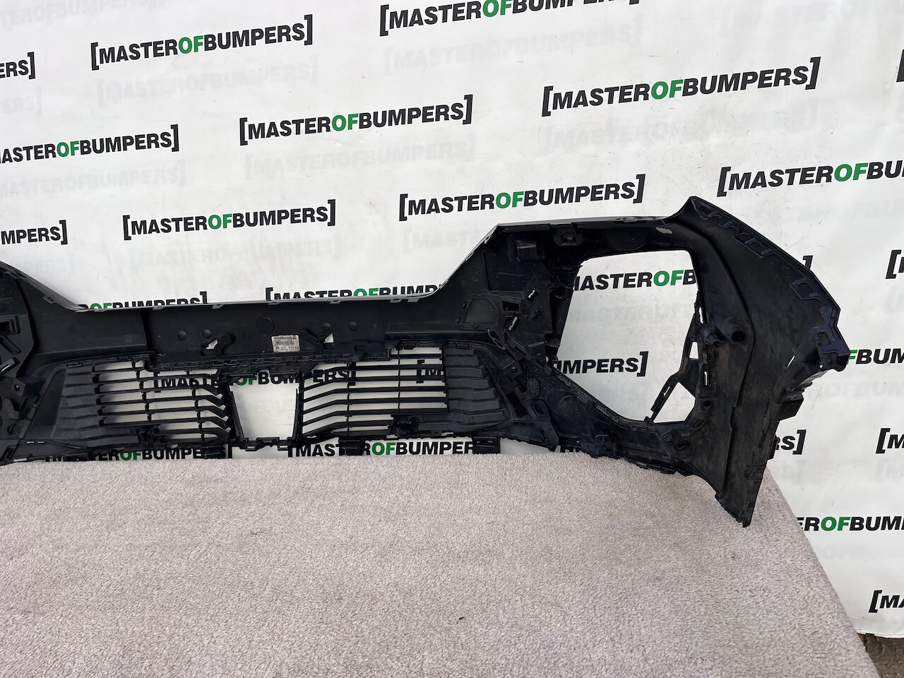 Peugeot 2008 Pure Tech E-2008 2023-on Front Bumper 4 Pdc Genuine [c394]