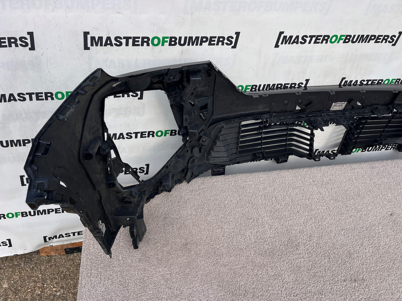 Peugeot 2008 Pure Tech E-2008 2023-on Front Bumper 4 Pdc Genuine [c394]