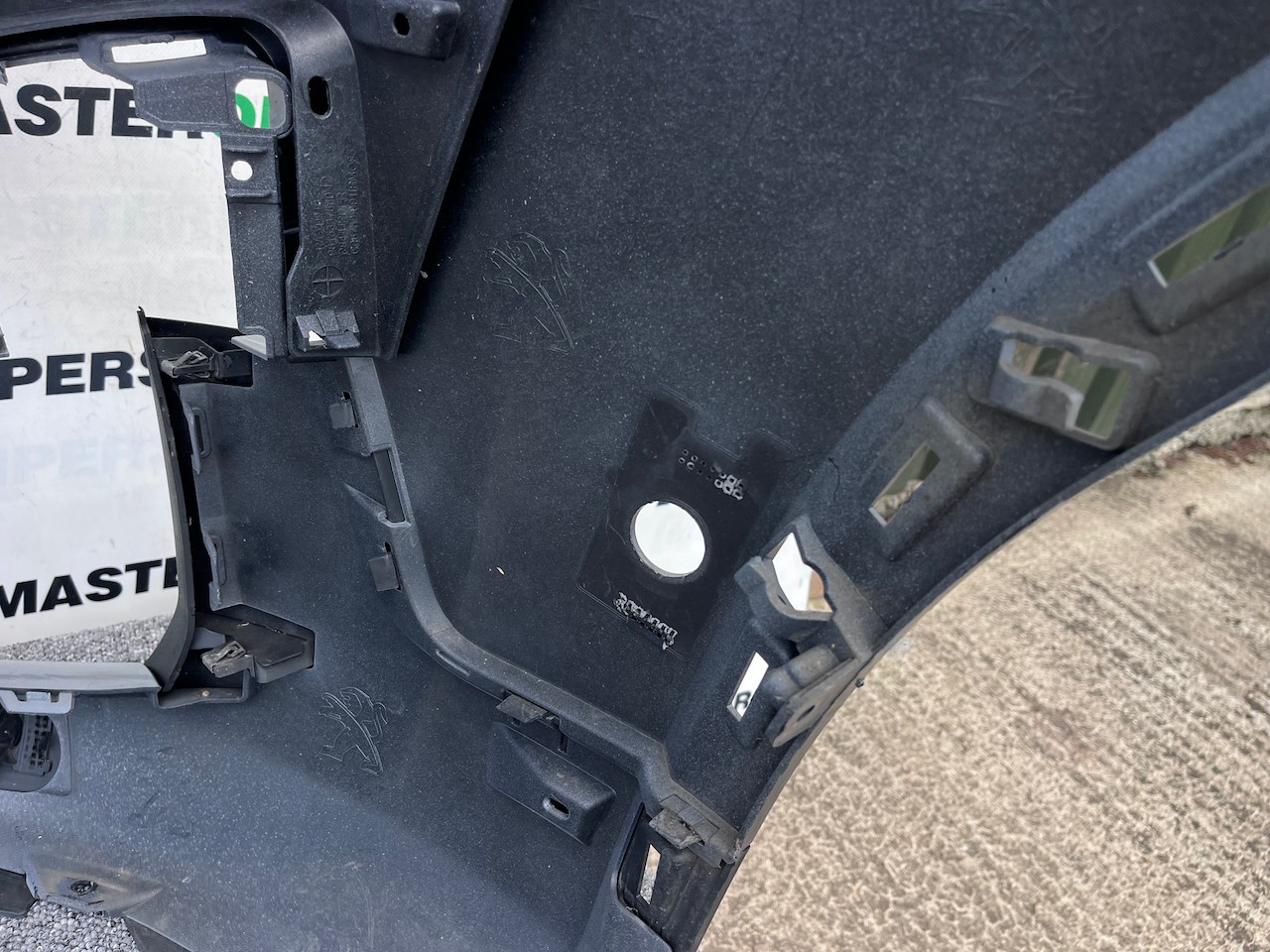 Peugeot 3008 5008 Gt Line Only 2017-2020 Front Bumper 6 Pdc Genuine [c417]