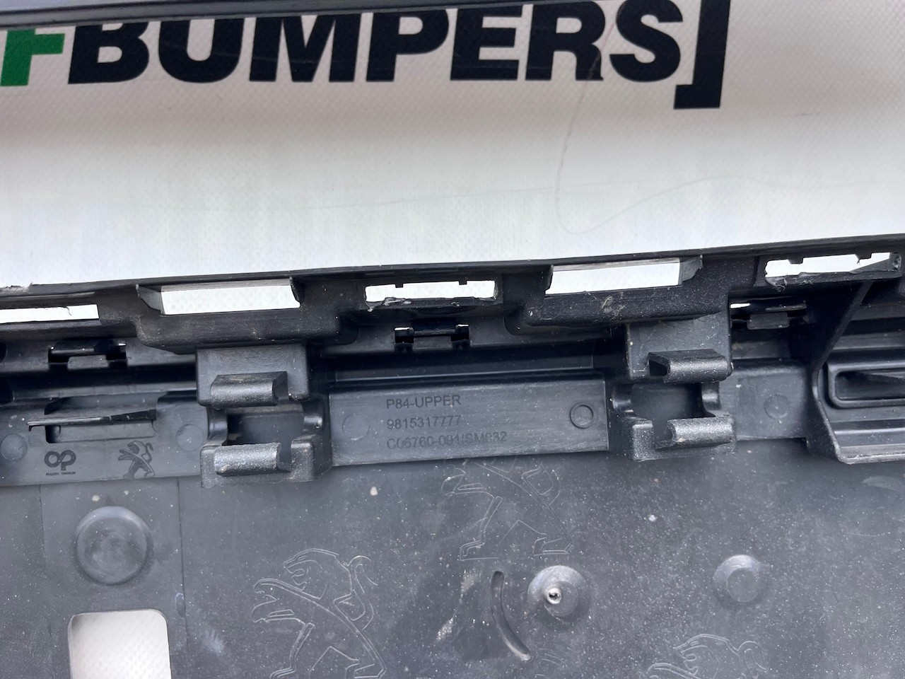 Peugeot 3008 5008 Gt Line Only 2017-2020 Front Bumper 6 Pdc Genuine [c417]