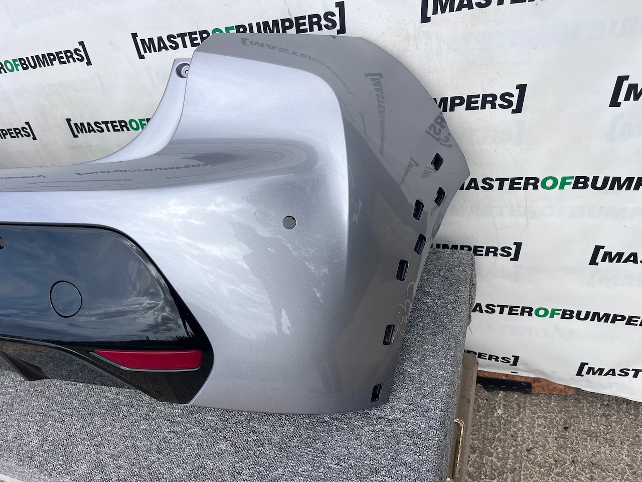 Peugeot 208 Gt Line Mk2 2020-2023 Rear Bumper 4 Pdc Genuine [c432]