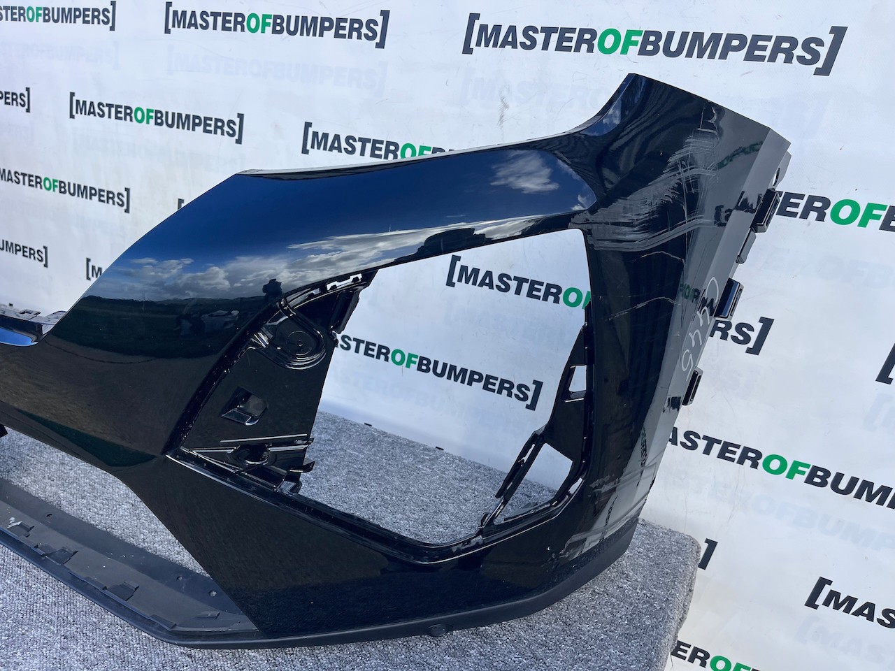 Peugeot 2008 Pure Tech E-2008 2023-on Front Bumper 4 Pdc Genuine [c445]