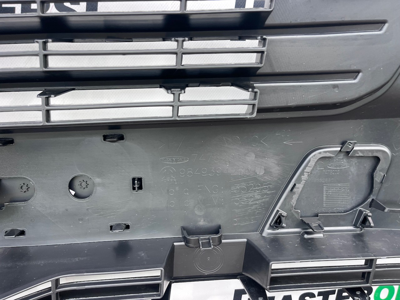 Peugeot Expert Citroen Dispatch 2023-2026 Front Bumper No Pdc Genuine [c540]