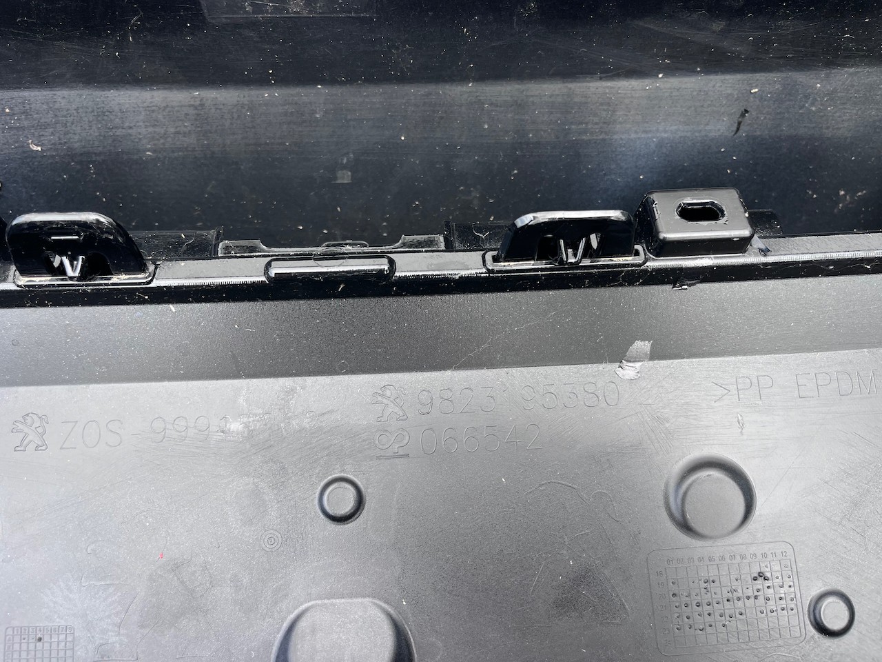 Peugeot 208 Gt Line Mk2 2020-2023 Rear Bumper 4 Pdc Genuine [c433]