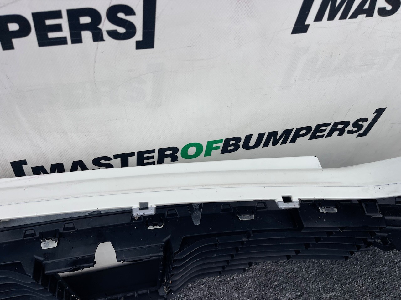 Peugeot 2008 Gt Line Pure Tech 2020-2023 Front Bumper 4 Pdc Genuine [c461]