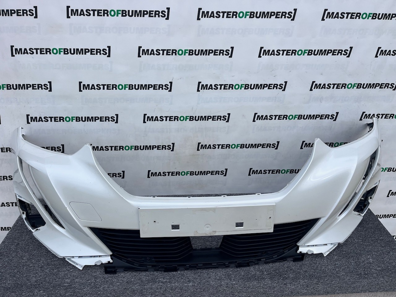 Peugeot 2008 Gt Line Pure Tech 2020-2023 Front Bumper 4 Pdc Genuine [c461]