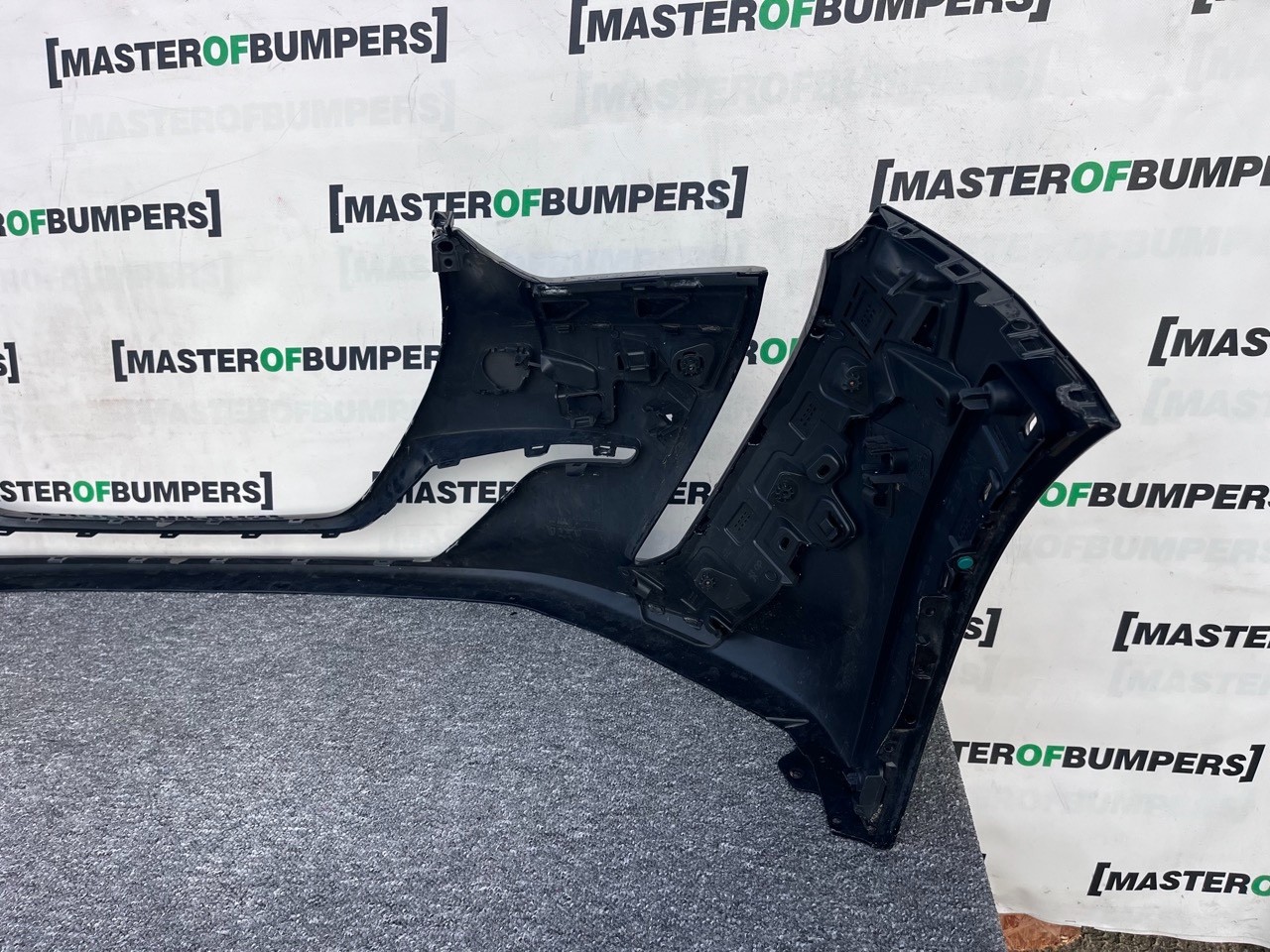 Peugeot 208 Gt Line Mk2 Hatchback 2020-2024 Front Bumper 6 Pdc Genuine [c463]