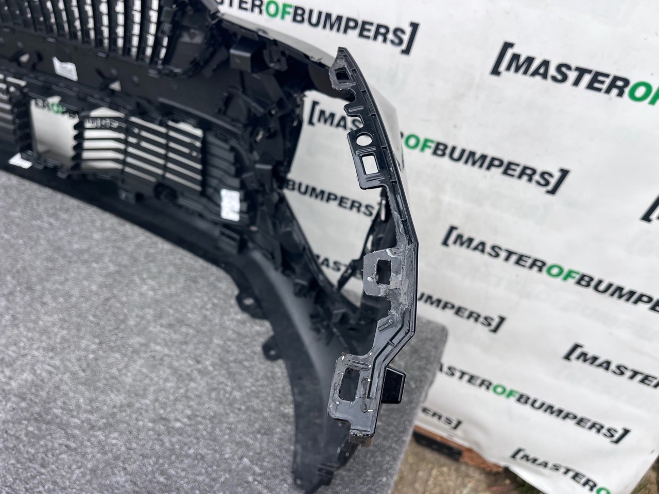 Peugeot 2008 Pure Tech E-2008 2023-on Front Bumper 4 Pdc Genuine [c462]