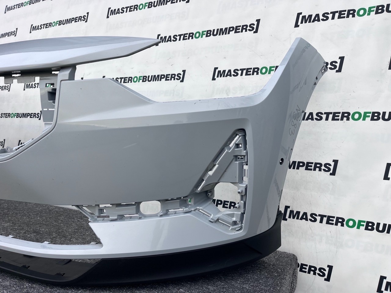 Polestar 2 Liftback Electric 2020-on Front Bumper 6 Pdc Genuine [n383]