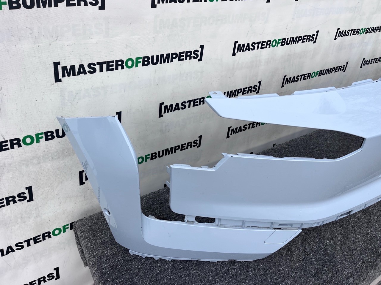 Volvo Ex30 Plus Performance 2024-on Front Bumper 6 Pdc Genuine [n384]