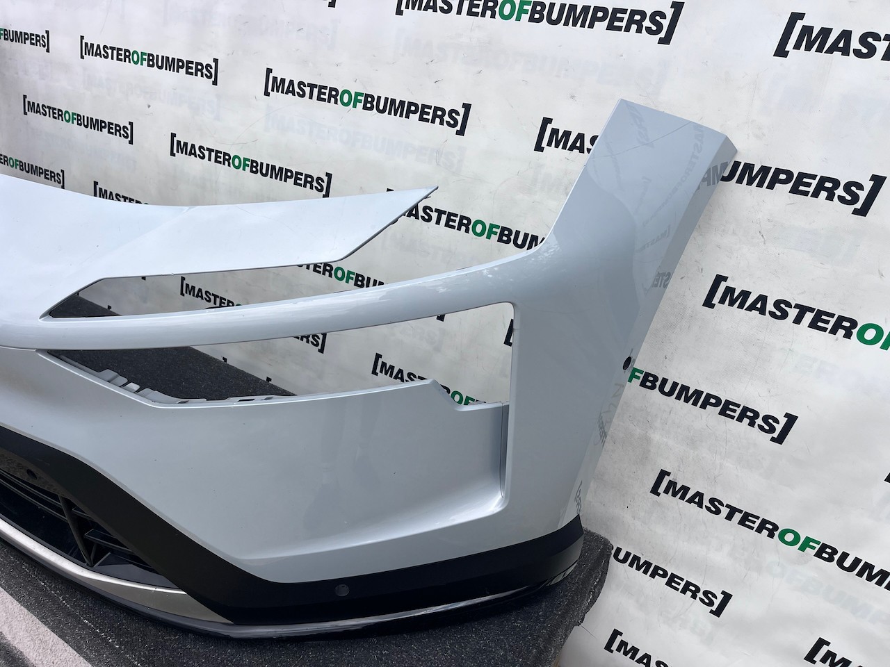 Polestar 4 Long Range Liftback 2024-2027 Front Bumper 6 Pdc Genuine [n433]