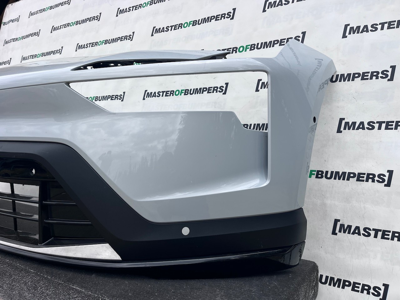 Polestar 4 Long Range Liftback 2024-2027 Front Bumper 6 Pdc Genuine [n433]