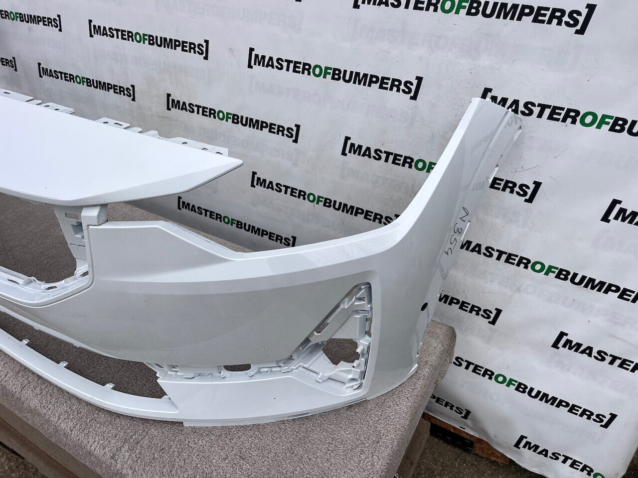 Polestar 2 Liftback Electric 2020-2024 Front Bumper 6 Pdc Genuine [n354]
