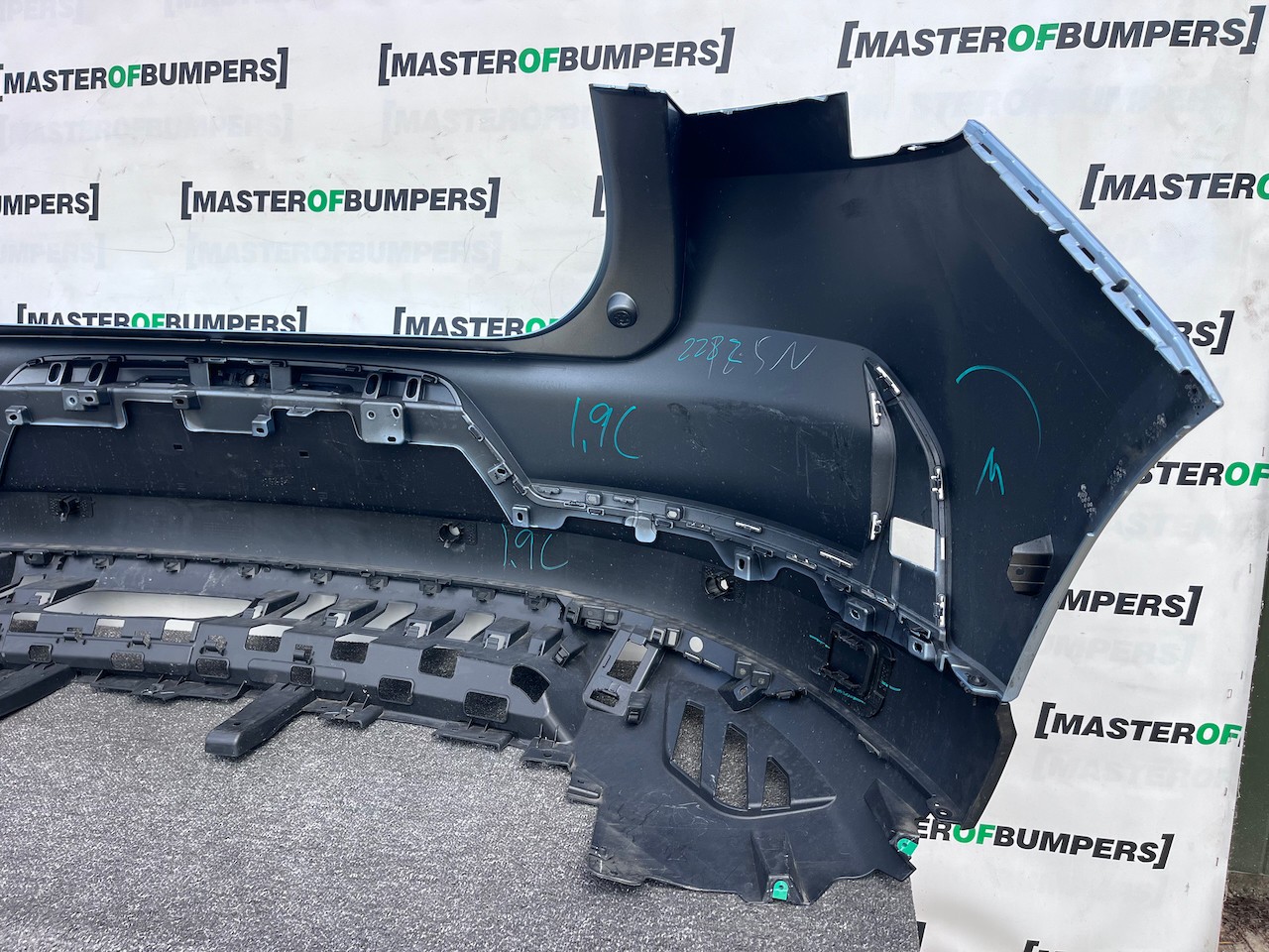 Polestar 4 Ev Hatchback Electric 2024-2027 Rear Bumper 4 Pdc Genuine [n423]