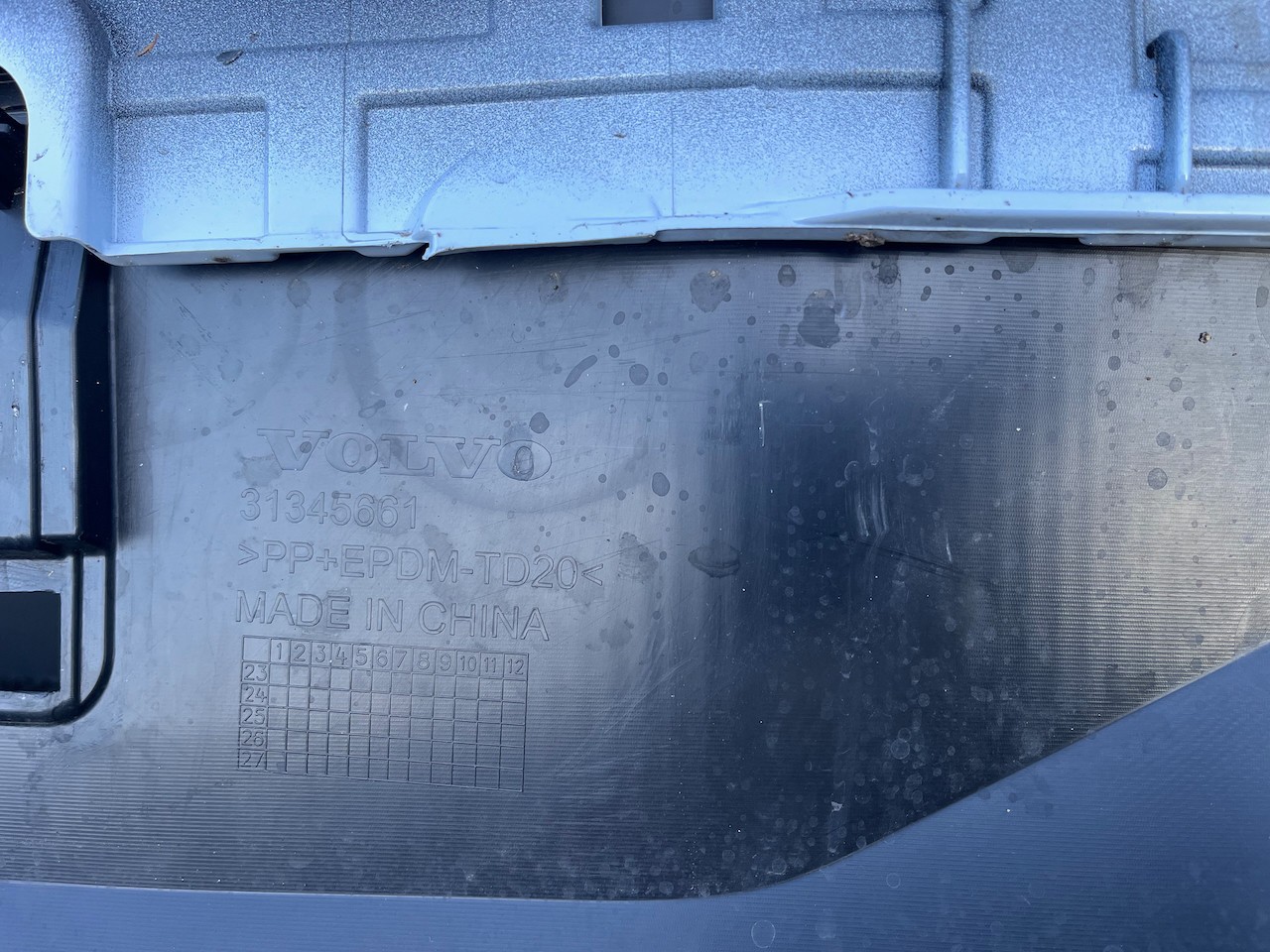 Volvo Ex30 Plus Performance 2024-on Rear Bumper 6 Pdc Genuine [n395]