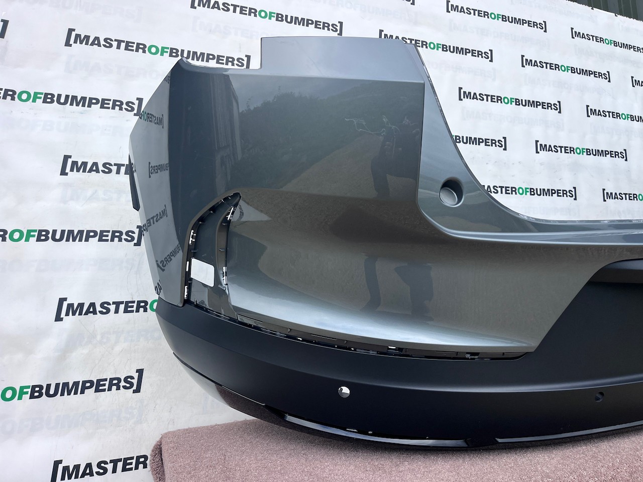 Polestar 4 Ev Hatchback Electric 2024-2027 Rear Bumper 6 Pdc Genuine [n457]