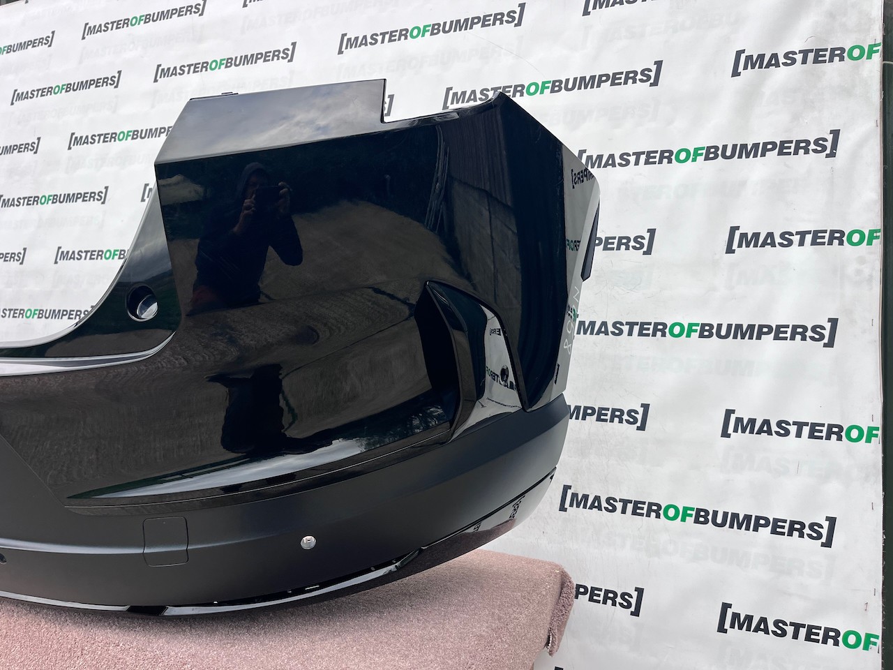 Polestar 4 Ev Hatchback Electric 2024-2027 Rear Bumper 6 Pdc Genuine [n458]