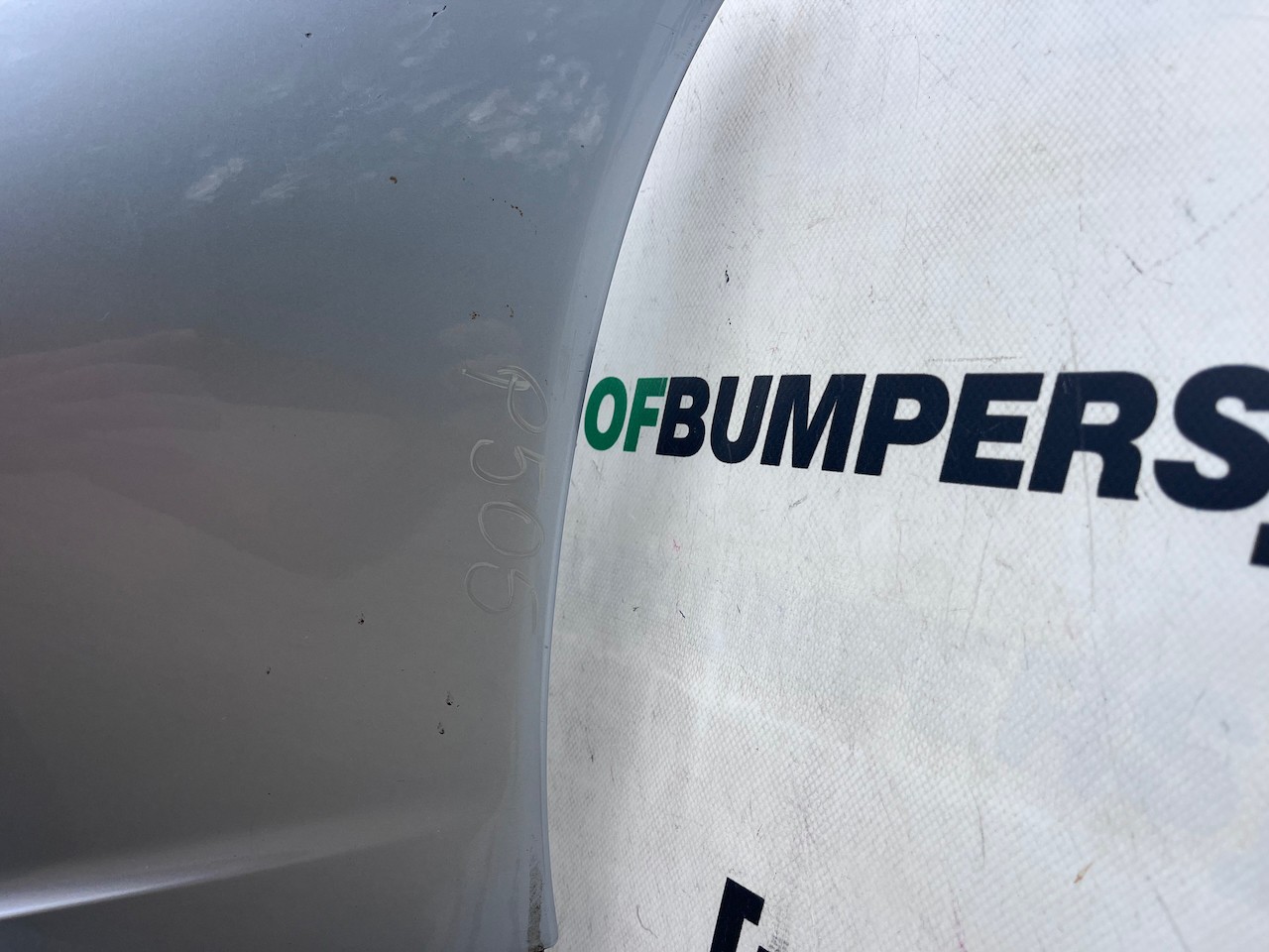 Porsche Carrera Turbo 911 996 2001-2005 Front Bumper Silver Genuine [p505]