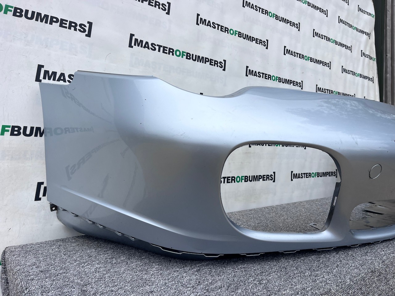 Porsche Carrera Turbo 911 996 2001-2005 Front Bumper Silver Genuine [p505]