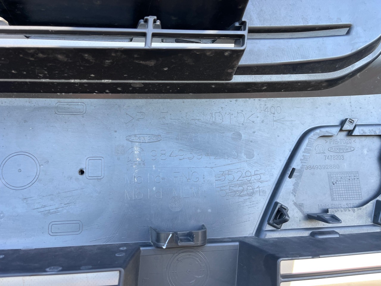 Vauxhall Vivaro Mk3 Lift 2023-2026 Front Bumper No Pdc Genuine [c561]