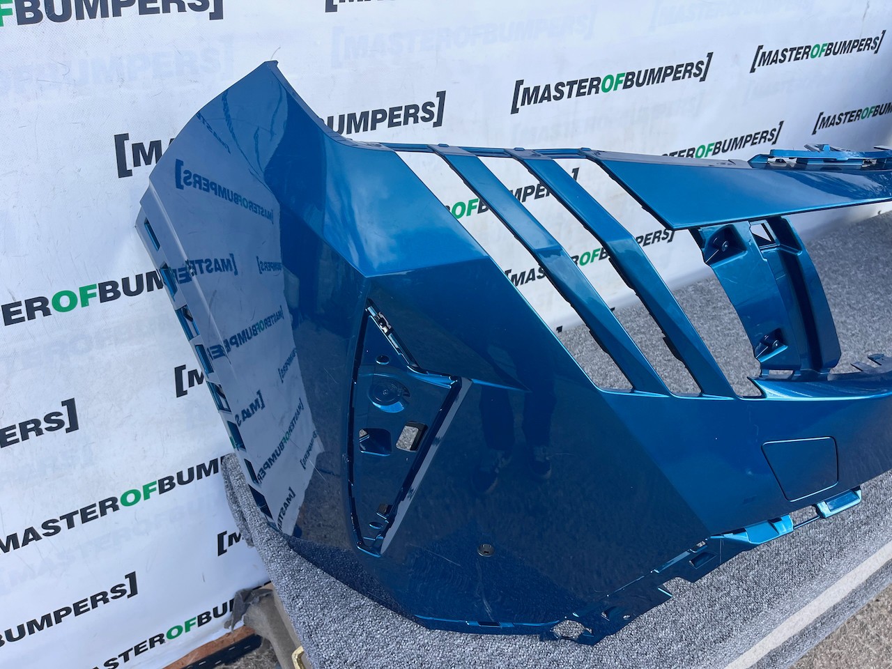 Peugeot 5008 3008 Gt Line Lift 2024-on Front Bumper 4 Pdc Genuine [c440]