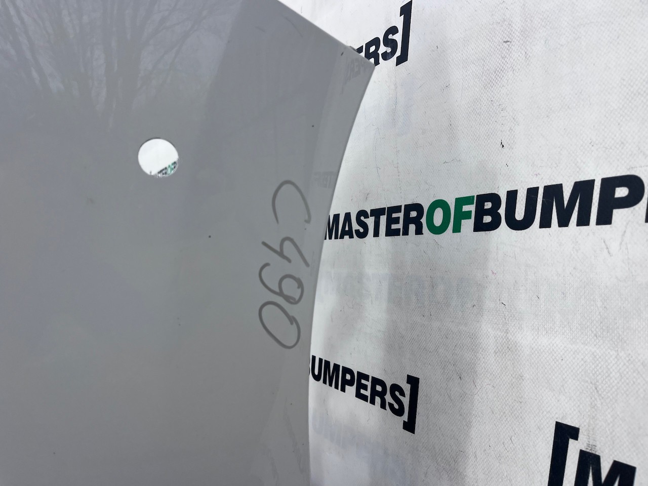 Peugeot Expert Vivaro Scudo Zafira 2016-2022 Front Bumper 6 Pdc Genuine [c490]