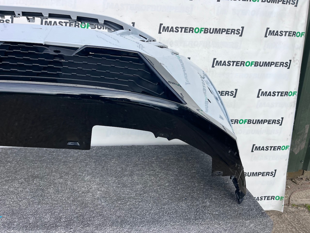 Peugeot 5008 3008 Gt Line Lift 2024-2027 Front Bumper 4 Pdc Genuine [c493]