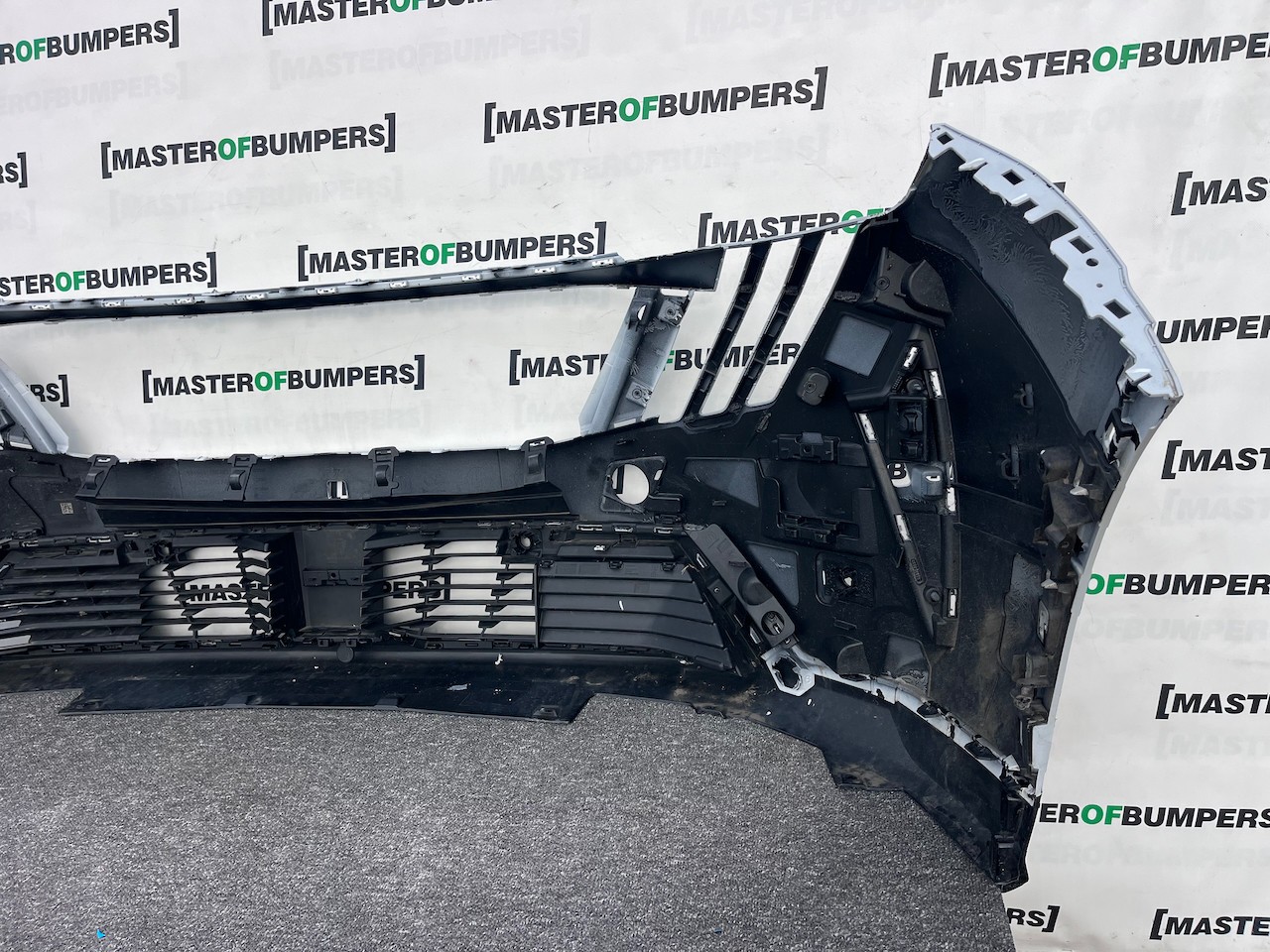 Peugeot 5008 3008 Gt Line Lift 2024-2027 Front Bumper 4 Pdc Genuine [c493]