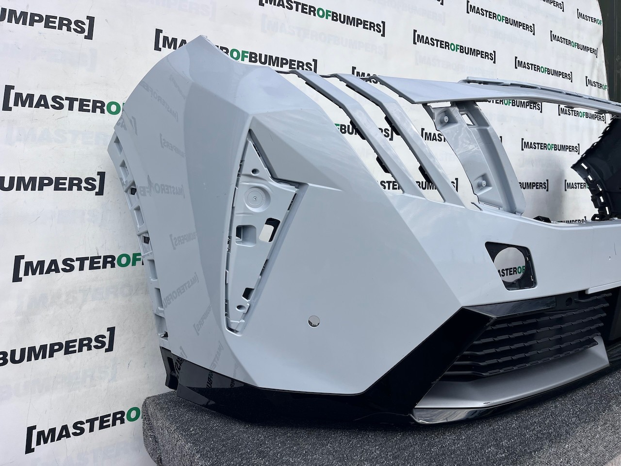 Peugeot 5008 3008 Gt Line Lift 2024-2027 Front Bumper 4 Pdc Genuine [c493]