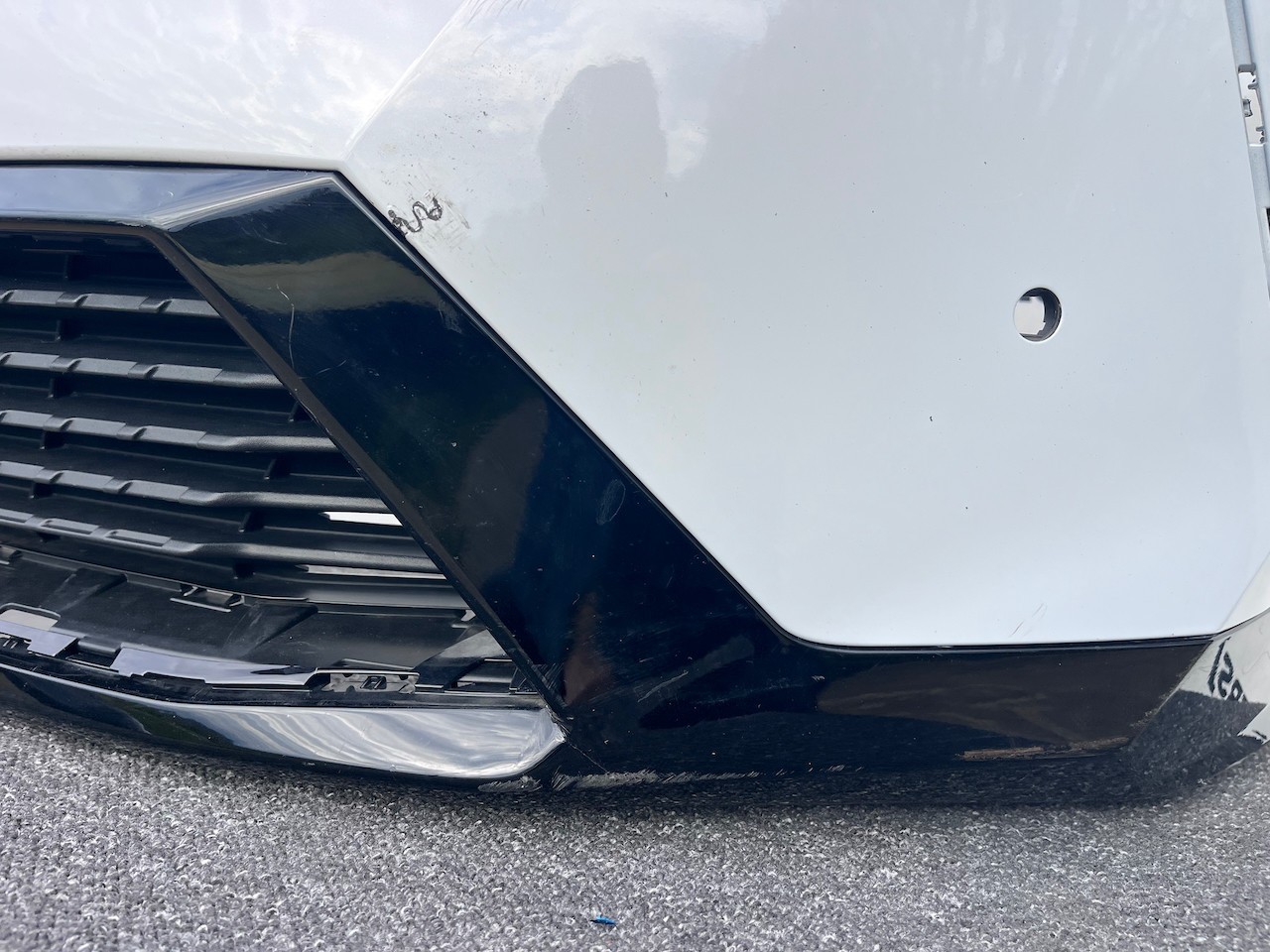 Peugeot 5008 3008 Gt Line Lift 2024-2027 Front Bumper 4 Pdc Genuine [c493]