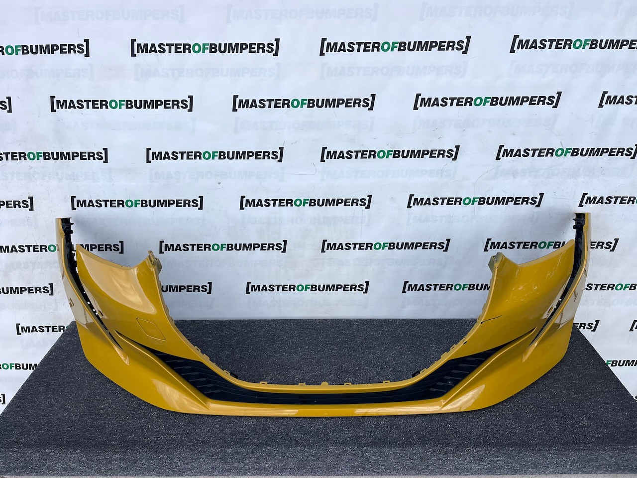 Peugeot 208 Gt Line Mk2 Hatchback 2020-2023 Front Bumper 6 Pdc Genuine [c500]