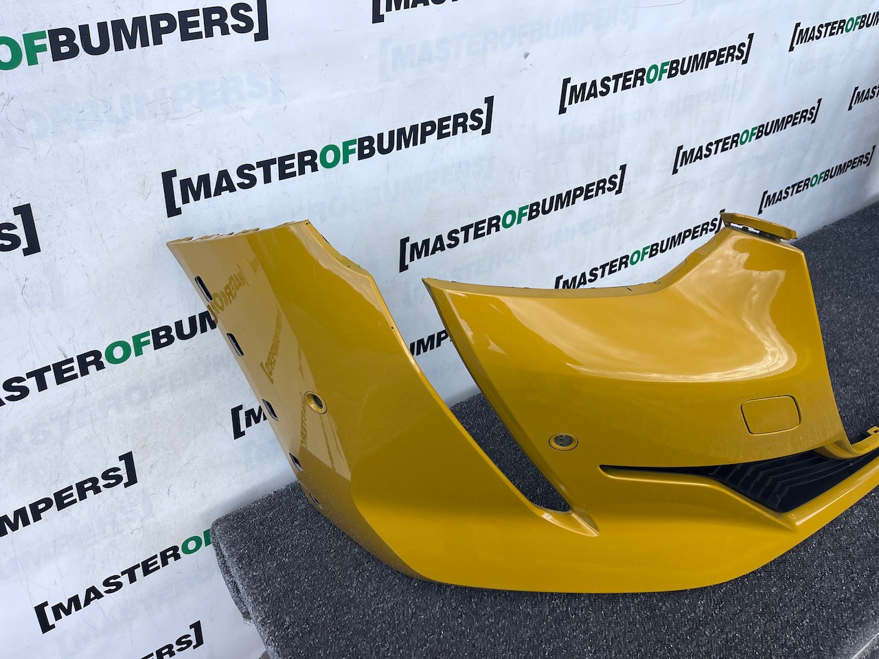 Peugeot 208 Gt Line Mk2 Hatchback 2020-2023 Front Bumper 6 Pdc Genuine [c500]