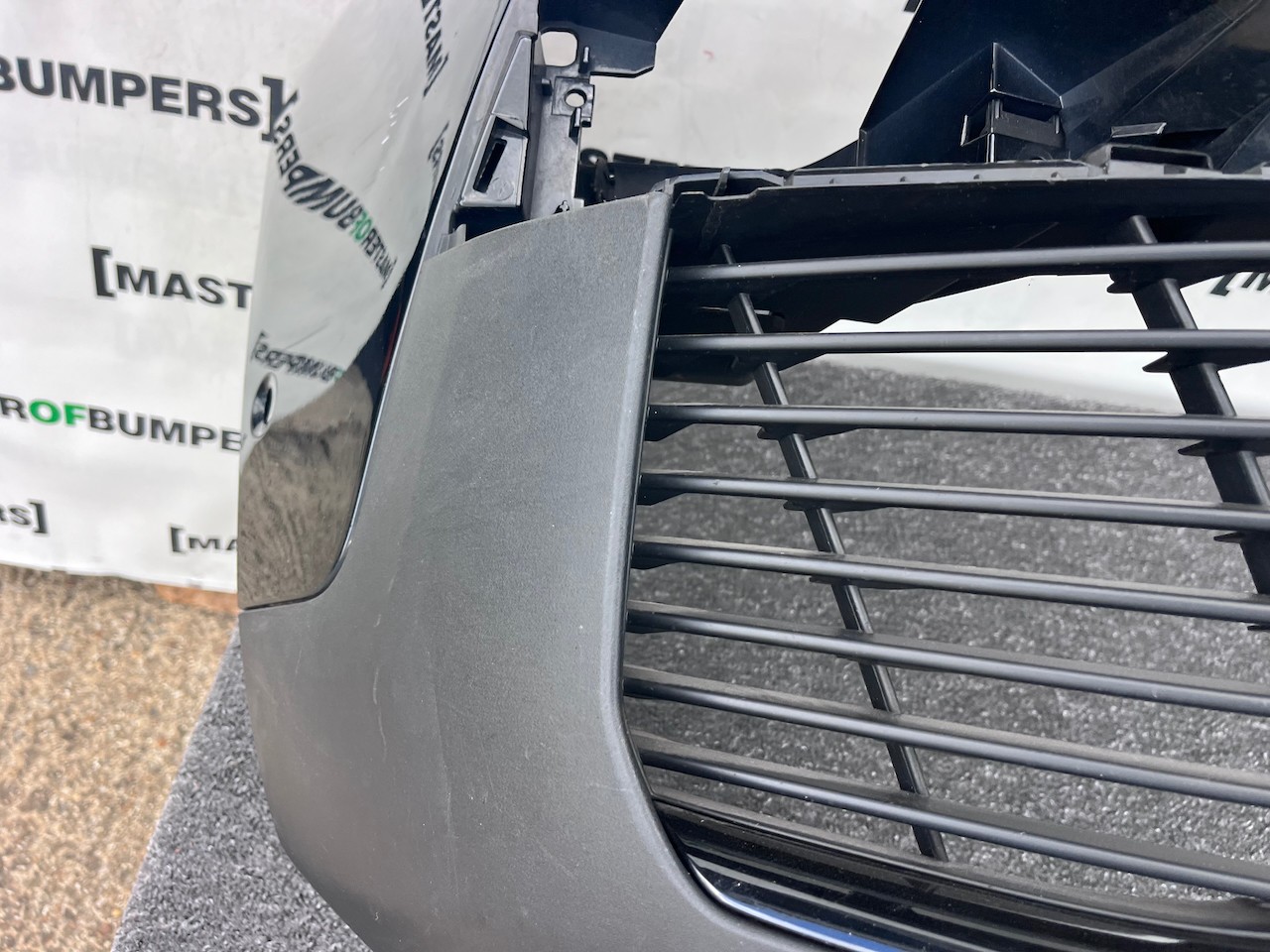 Peugeot 3008 5008 Gt Line Only 2017-2020 Front Bumper 6 Pdc Genuine [c413]