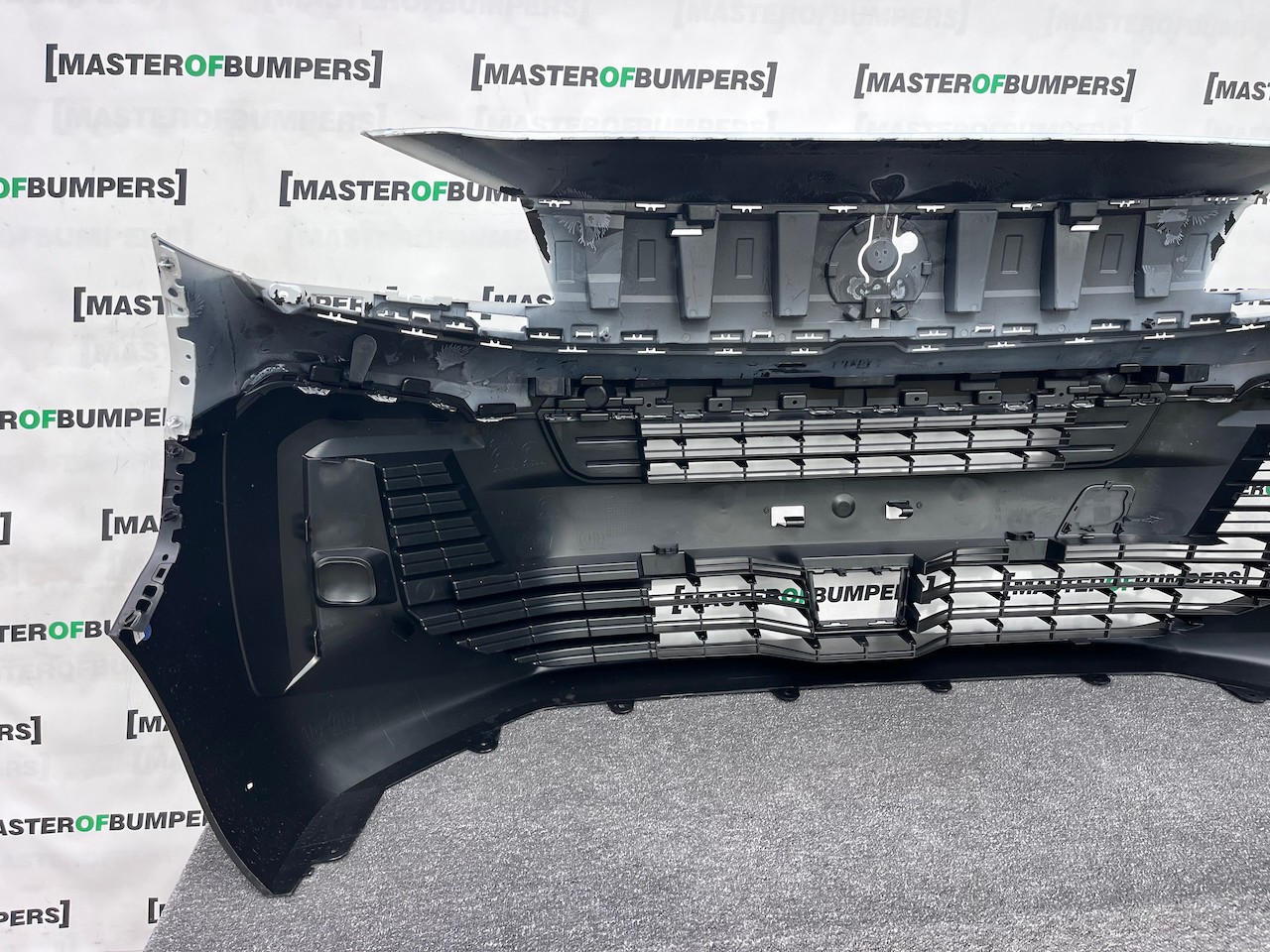 Vauxhall Vivaro Mk5 Panel Van 2024-2026 Front Bumper No Pdc Genuine [c509]