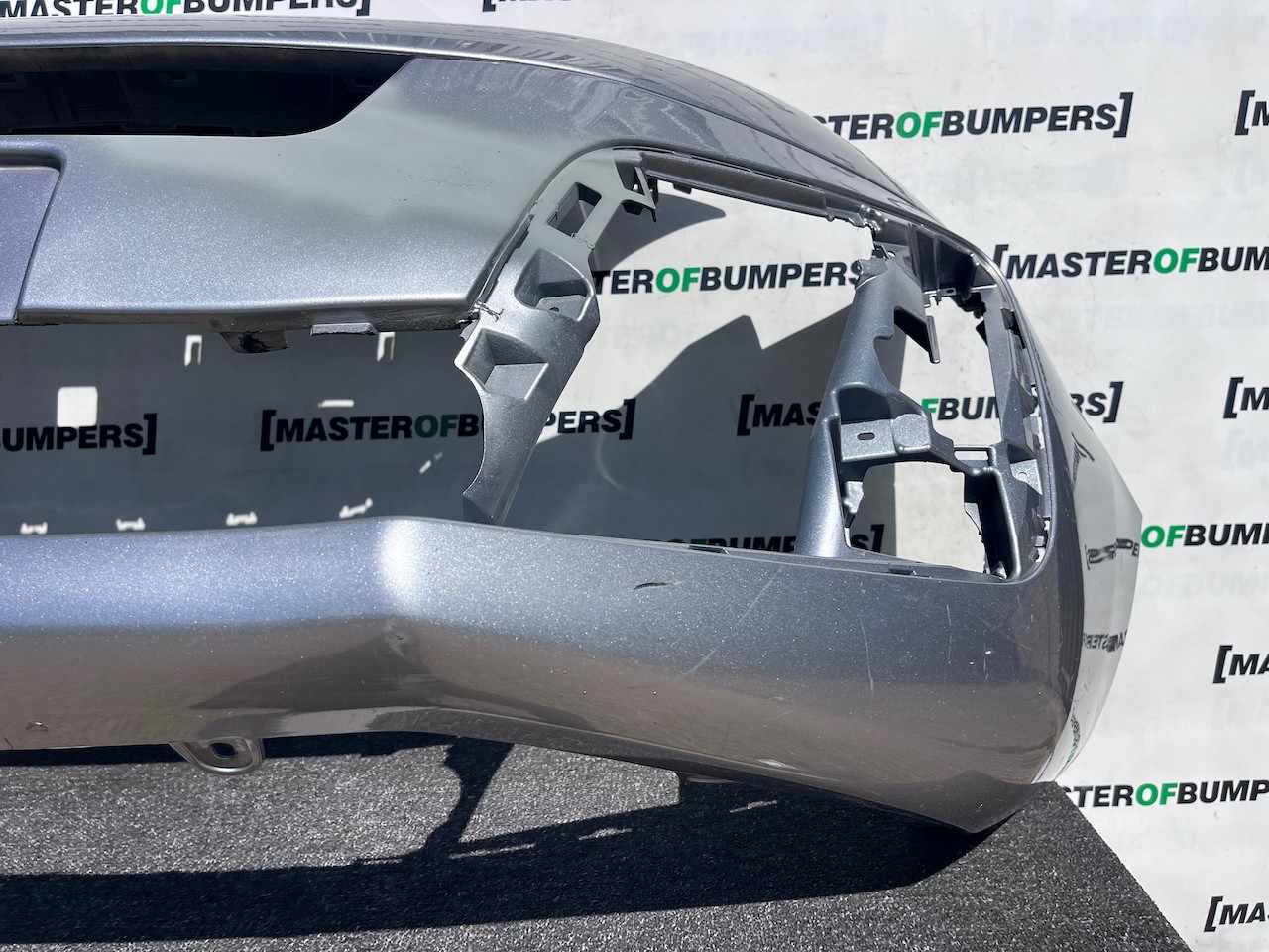 Peugeot Expert Professional 2016-2022 Front Bumper 4 Pdc Genuine [c511]