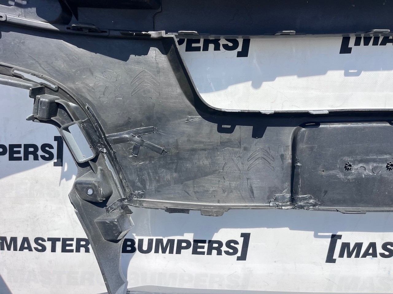 Peugeot Expert Professional 2016-2022 Front Bumper 4 Pdc Genuine [c511]