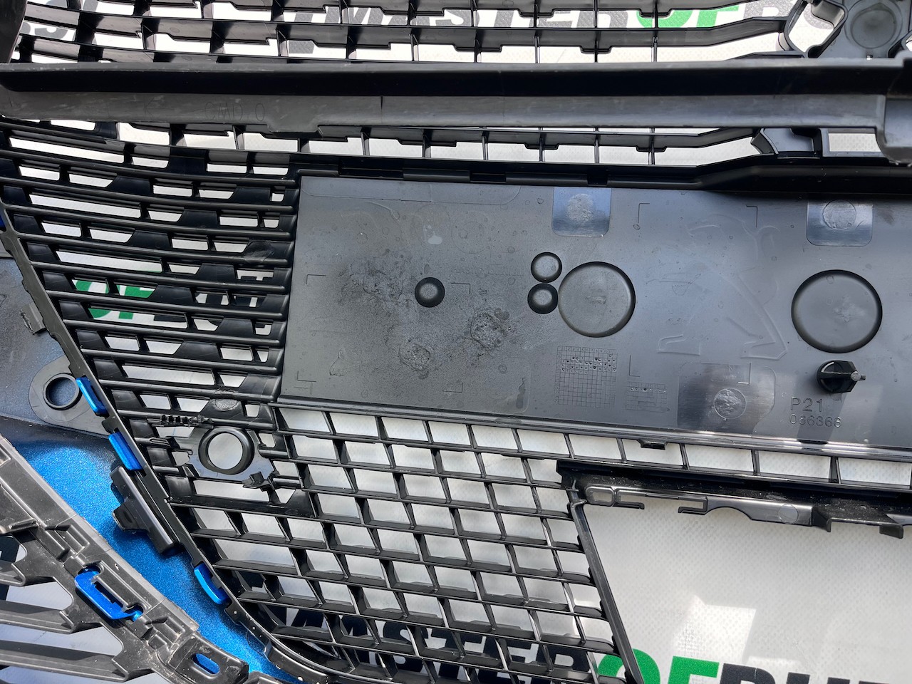 Peugeot 208 Gt Line Mk2 Hatchback 2020-2023 Front Bumper 6 Pdc Genuine [c522]